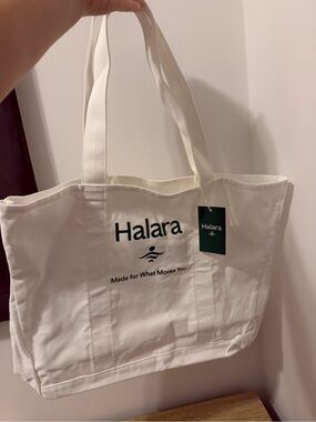 HALARA White Canvas Tote with Dark Green Logo